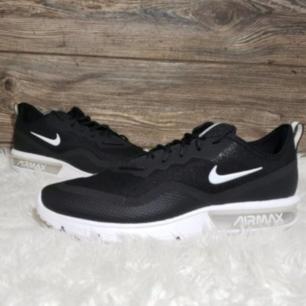 NEW Nike Air Max Sequent 4.5 Black White Sneakers